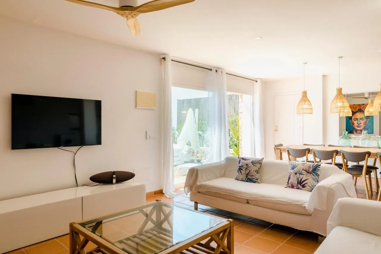 Villa Serretes Cala Vadella  Vakantiehuis